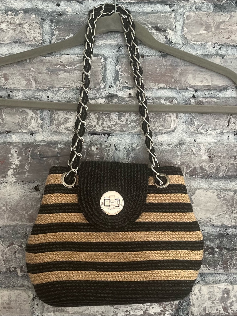 Striped Woven Shoulder Bag with Chain Strap - Black & Tan smoke & pet free